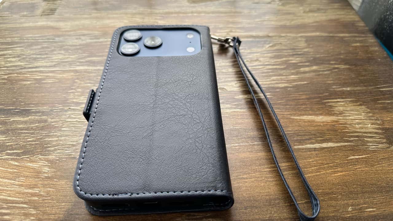 裏面のカメラ部分、iPhone 17 Proシリーズにもしっかり対応している